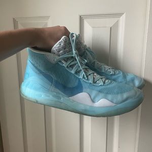 Mens Nike basketball shoes